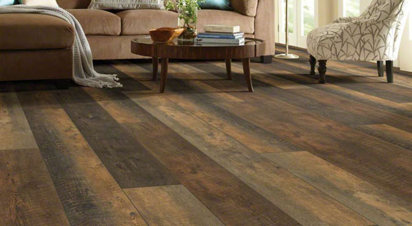 Titan HD Plus - Autumn Barnboard