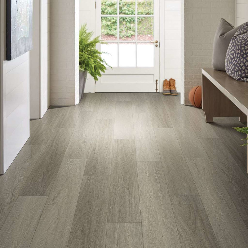 Distinction Plus - Executive Oak