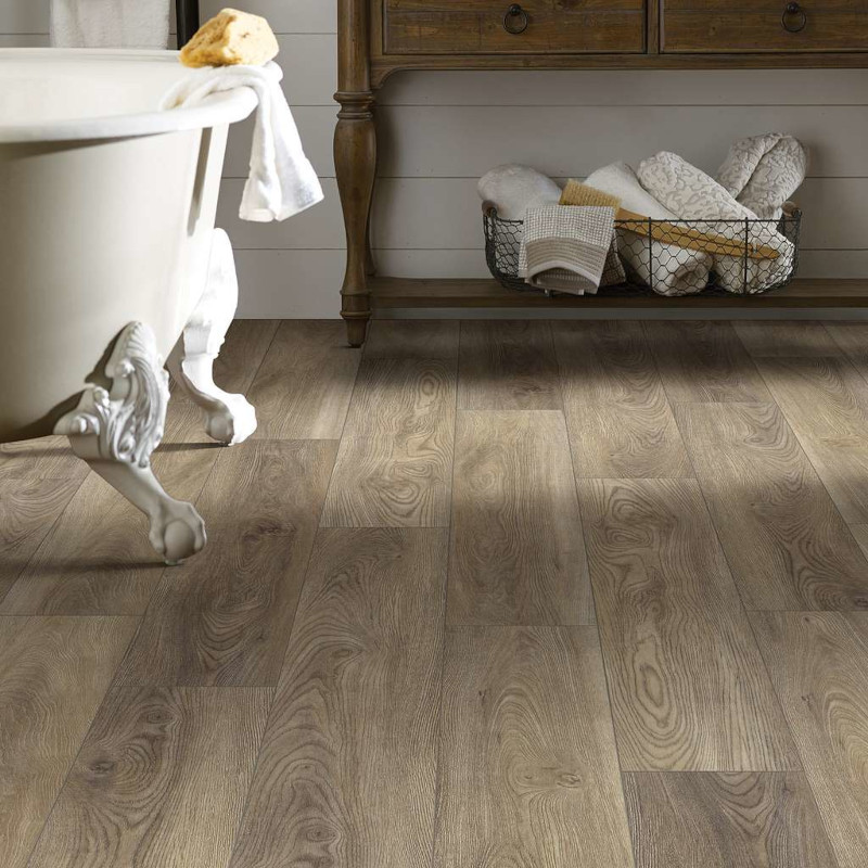 Distinction Plus - Ash Oak