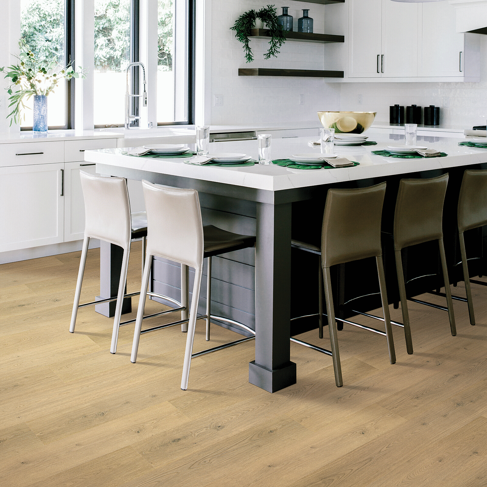 Hampton Villa - Tulip Shell Oak