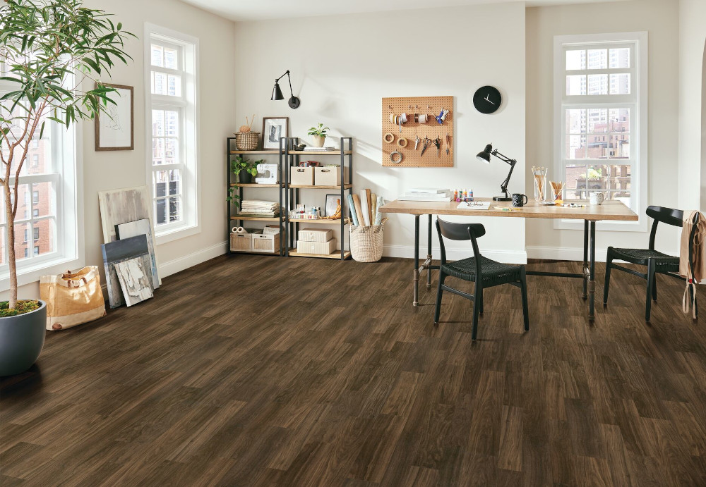 Modern Comfort Bronze Intrigue Hickory